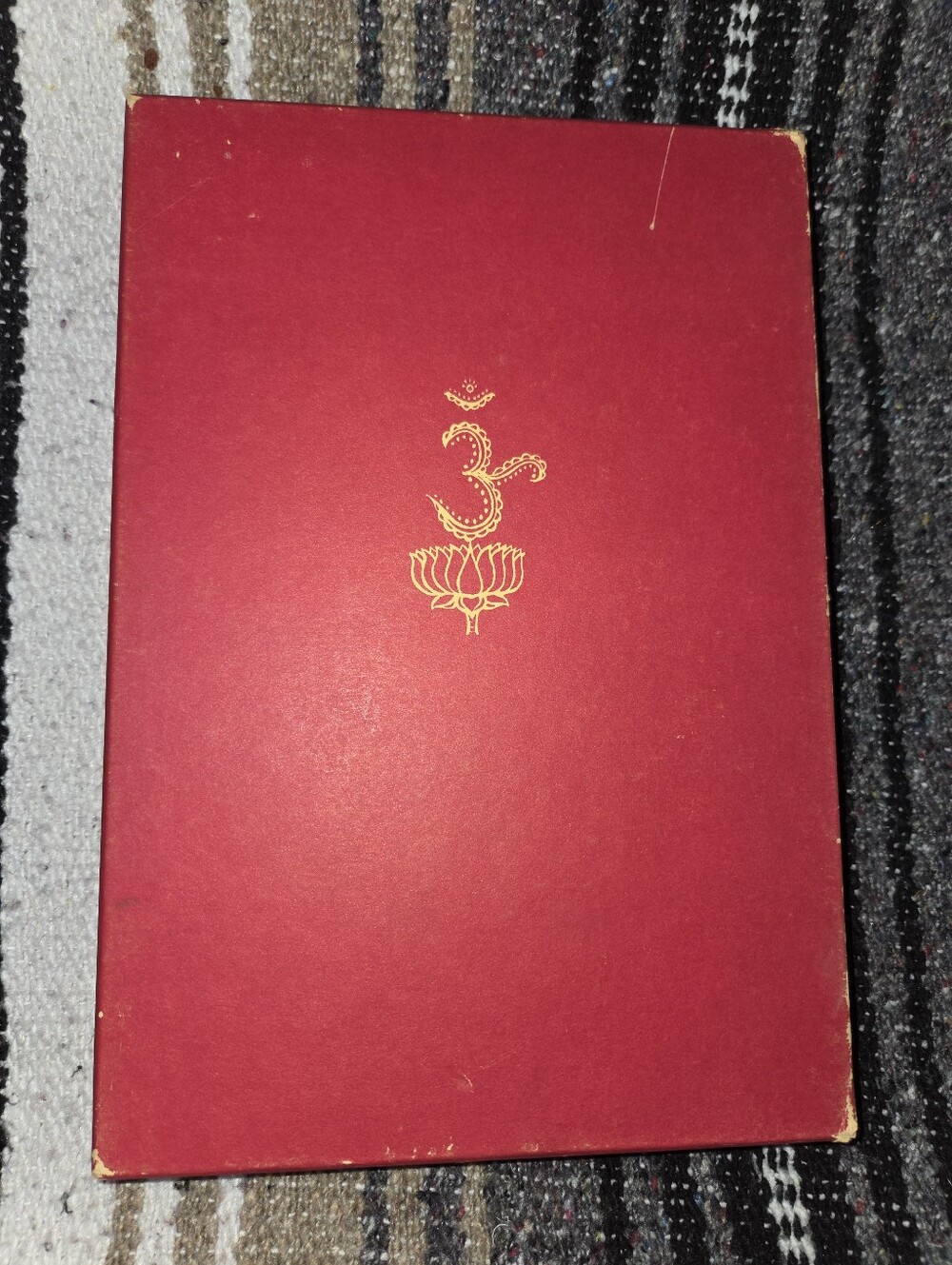 Bhagavad Gita: The Song Celestial  The Heritage Press 1965